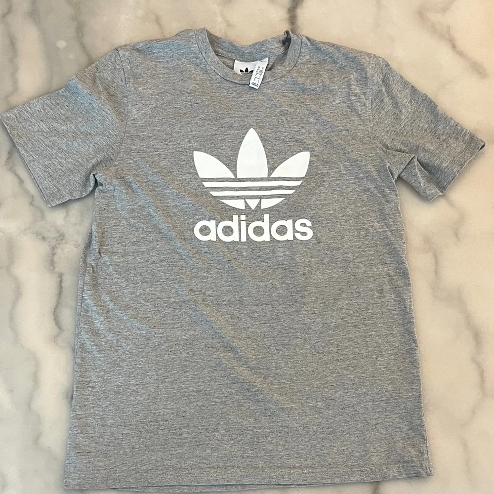 Adidas Men's Gray Logo Tee - Picture 1 of 3